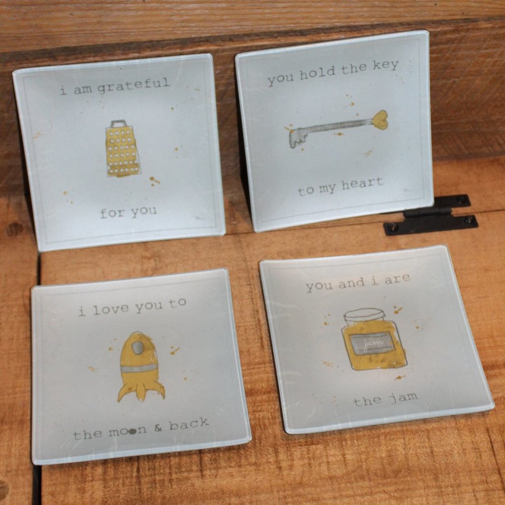 4 glass trinket/jewelry plates by Creative Co-op